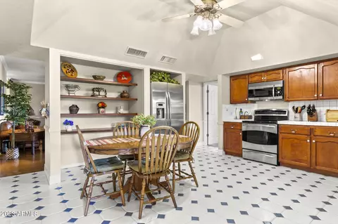 2059 E Quartz St, Mesa, AZ 85213 photo 9
