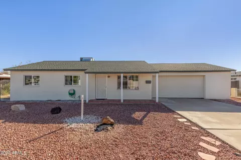 3055 W Caribbean Ln, Phoenix, AZ 85053