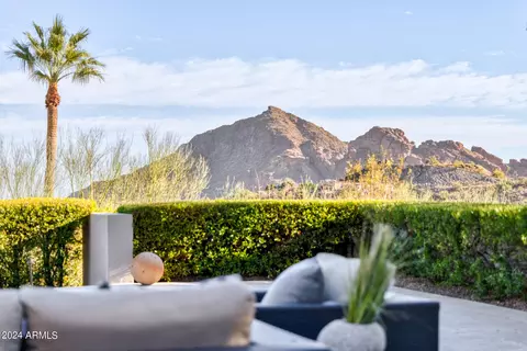 7347 N Red Ledge Dr, Paradise Valley, AZ 85253