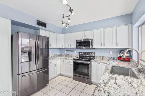 4209 W Aster Dr, Phoenix, AZ 85029 photo 18