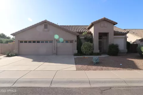 8327 W Claremont St, Glendale, AZ 85305