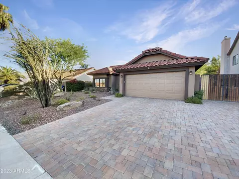 1825 E Ludlow Dr, Phoenix, AZ 85022 photo 8