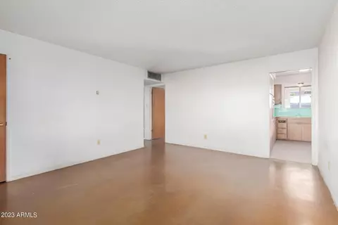 5225 N 35th Dr, Phoenix, AZ 85019 photo 10