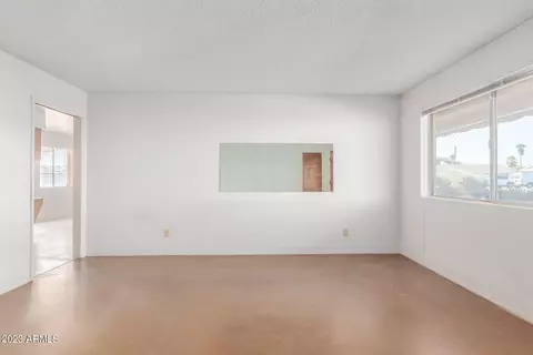 5225 N 35th Dr, Phoenix, AZ 85019 photo 11