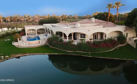 3800 S Clubhouse Dr #2, Chandler, AZ 85248