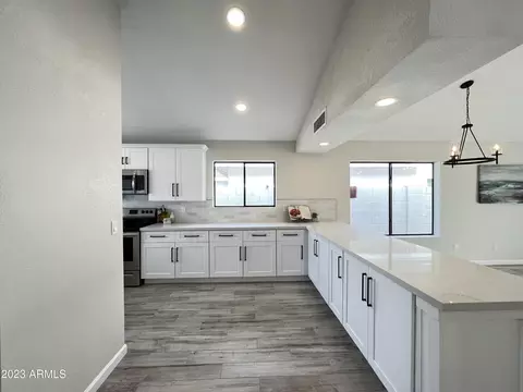 3301 E Clark Rd, Phoenix, AZ 85050 photo 4