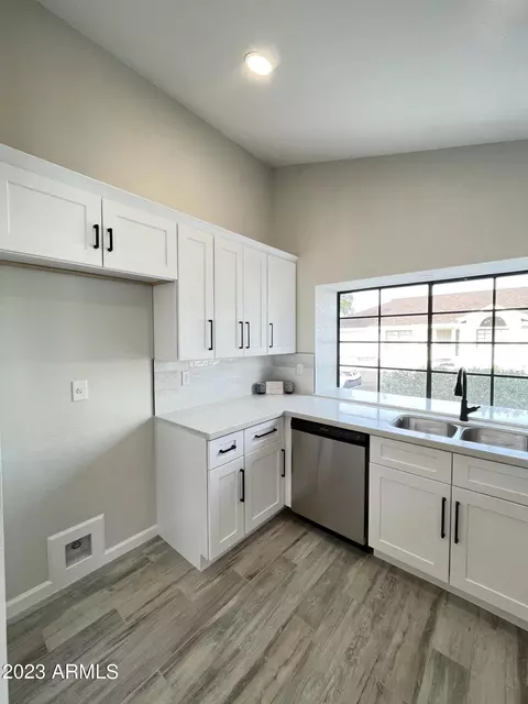 3301 E Clark Rd, Phoenix, AZ 85050 photo 7