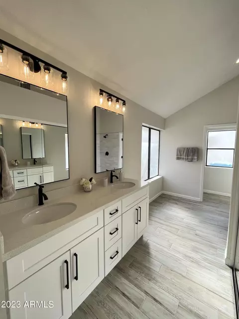 3301 E Clark Rd, Phoenix, AZ 85050 photo 14