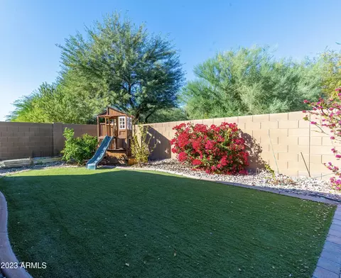 2240 E Ottawa Ln, Phoenix, AZ 85024 photo 12