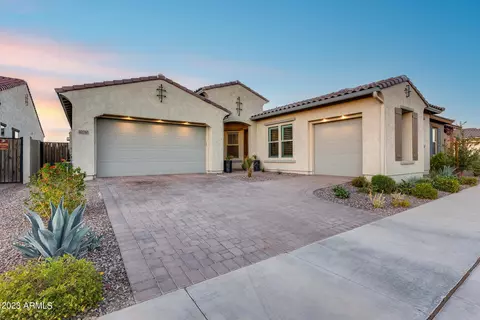10710 E Thatcher Ave, Mesa, AZ 85212