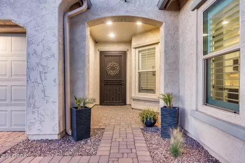 10710 E Thatcher Ave, Mesa, AZ 85212 photo 4