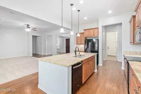 2950 E Derringer Way, Gilbert, AZ 85297 photo 17