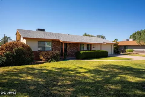 2927 E Cortez St, Phoenix, AZ 85028