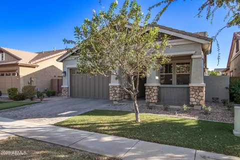 3067 E Pinto Dr, Gilbert, AZ 85296 photo 4