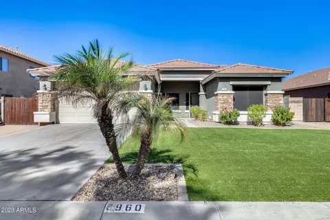 960 E Chelsea Dr, San Tan Valley, AZ 85140