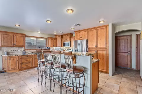 1814 E Vineyard Rd, Phoenix, AZ 85042 photo 17