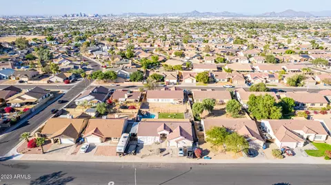 1814 E Vineyard Rd, Phoenix, AZ 85042 photo 60