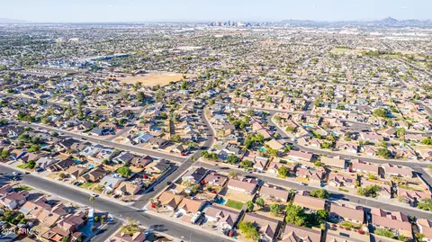 1814 E Vineyard Rd, Phoenix, AZ 85042 photo 63