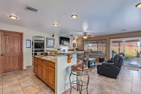 1814 E Vineyard Rd, Phoenix, AZ 85042 photo 19