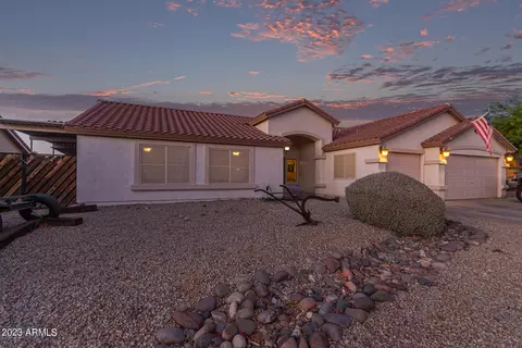 1814 E Vineyard Rd, Phoenix, AZ 85042