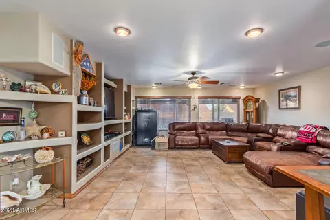 1814 E Vineyard Rd, Phoenix, AZ 85042 photo 10