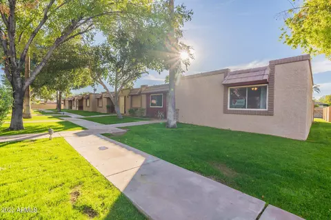 8223 E Thomas Rd, Scottsdale, AZ 85251