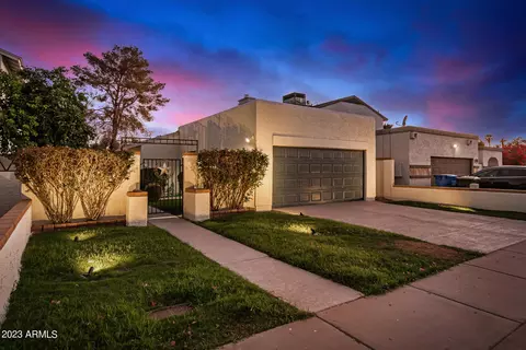 905 E Marco Polo Rd, Phoenix, AZ 85024