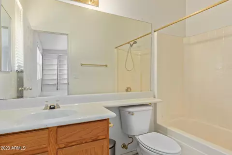 Bath - 9853 E Navarro Ave, Mesa, AZ 85209 photo 5 of 5