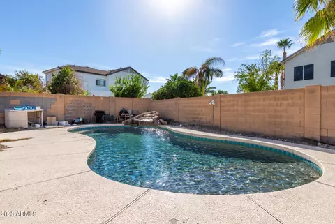 Exterior - 9853 E Navarro Ave, Mesa, AZ 85209 photo 6 of 9