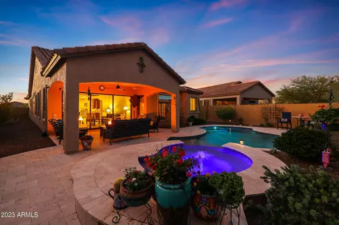8513 E Kenwood St, Mesa, AZ 85207