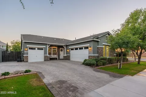 2833 E Appaloosa Rd, Gilbert, AZ 85296
