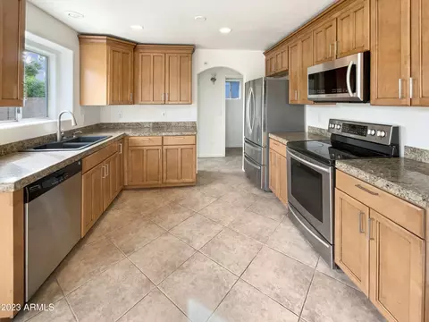 253 E Ingram St, Mesa, AZ 85201 photo 6