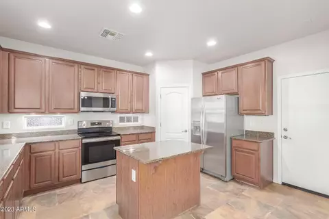 4310 E Milky Way, Gilbert, AZ 85295 photo 9
