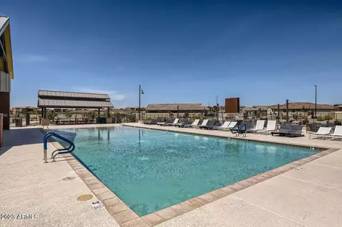 4064 E Amoroso Dr, Gilbert, AZ 85296 photo 6