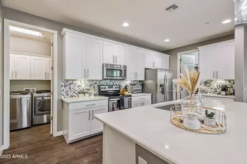 4630 E Beck Ln, Phoenix, AZ 85032