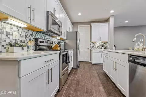 4630 E Beck Ln, Phoenix, AZ 85032 photo 11
