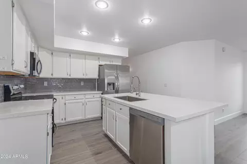 160 S Sandstone St, Gilbert, AZ 85296 photo 9