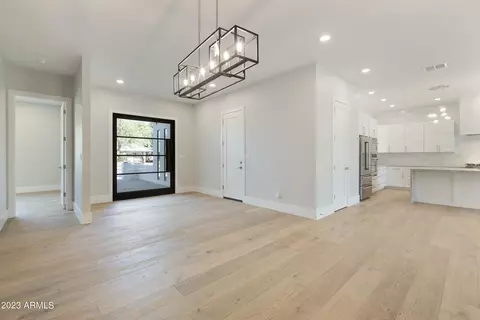 817 W State Ave, Phoenix, AZ 85021 photo 2