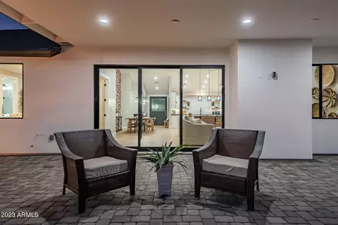 Exterior - 709 W Solano Dr, Phoenix, AZ 85013 photo 14 of 30