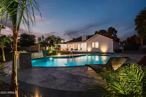 Exterior - 709 W Solano Dr, Phoenix, AZ 85013 photo 18 of 30