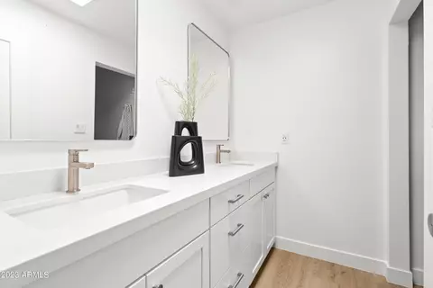 4075 E Round Hill Dr, Phoenix, AZ 85028 photo 18