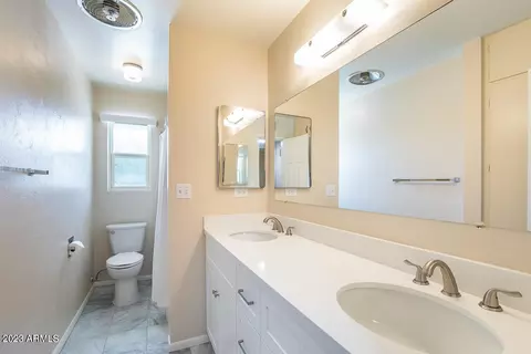 2035 E San Juan Ave, Phoenix, AZ 85016 photo 15