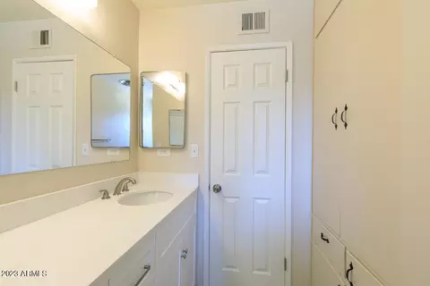 2035 E San Juan Ave, Phoenix, AZ 85016 photo 16