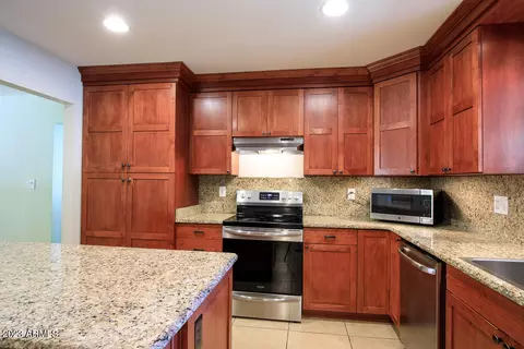 2035 E San Juan Ave, Phoenix, AZ 85016 photo 4