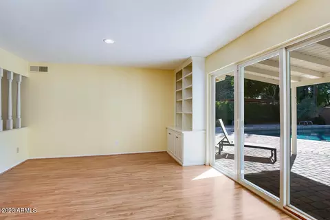 2035 E San Juan Ave, Phoenix, AZ 85016 photo 8