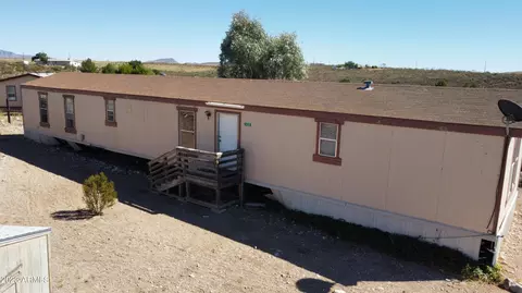1438 N Saddleback Cir, Tombstone, AZ 85638