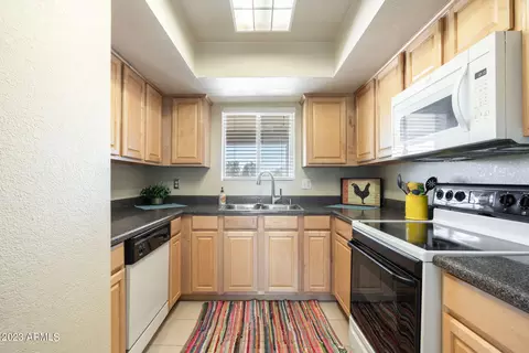 4050 E Cactus Rd #207, Phoenix, AZ 85032 photo 7