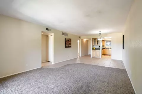 4050 E Cactus Rd #207, Phoenix, AZ 85032 photo 4