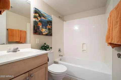 4050 E Cactus Rd #207, Phoenix, AZ 85032 photo 16
