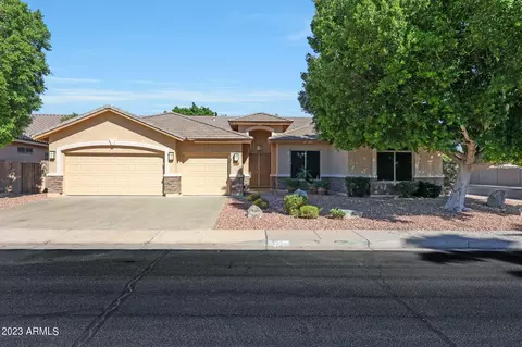 6120 W Morrow Dr, Glendale, AZ 85308
